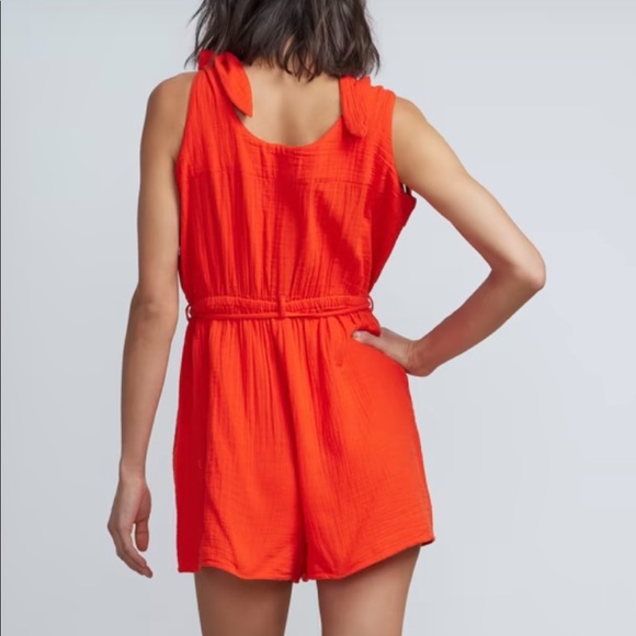 BRAND NEW! Shoulder-Tie Romper! - Picture 3 of 3